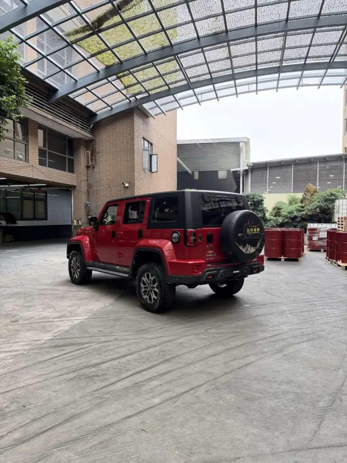 BAIC BJ40 2023 Model 2.0T Automatic 4WD City Hunter Edition Warrior Model