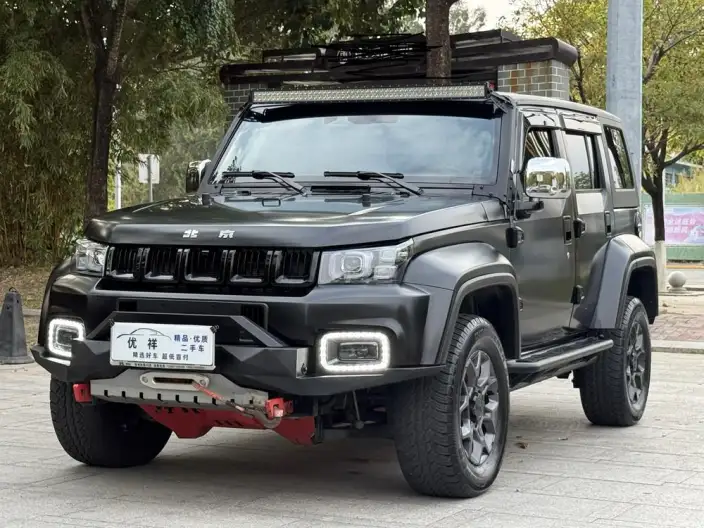 BAIC BJ40 2023 Model 2.0D Automatic 4WD Blade Hero Edition Warrior Model front and rear electronic control locks