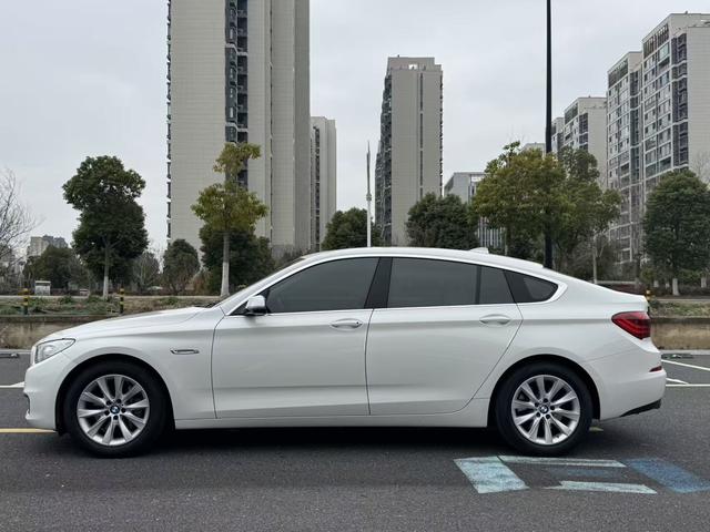 BMW 5 Series Gran Turismo 2015 модификация 528i Leading – фото 2