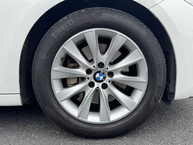 BMW 5 Series Gran Turismo 2015 модификация 528i Leading – фото 13