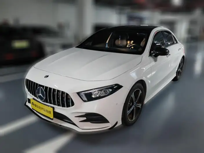 Mercedes-Benz A-class 2022 Model Facelift II A 200 L Sports sedan Fashion Edition