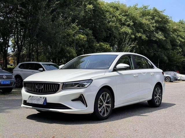 Geely Emgrand 2023 4th Gen Champion 1.5L CVT Luxury – фото 1