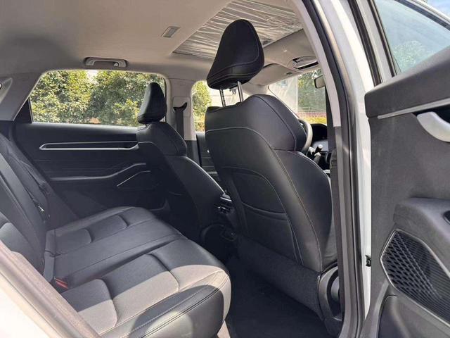 Geely Emgrand 2023 4th Gen Champion 1.5L CVT Luxury – фото 12