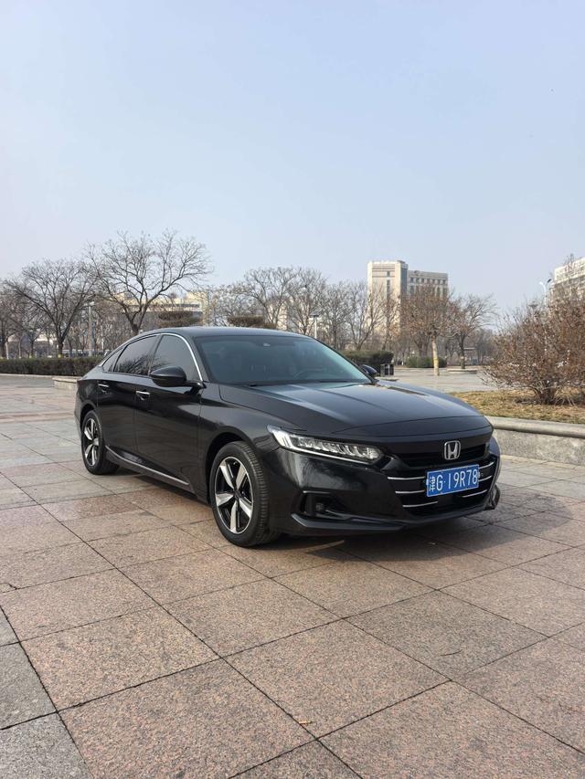Honda Accord 2022 Hybrid 2.0L Sharp Leader – фото 3