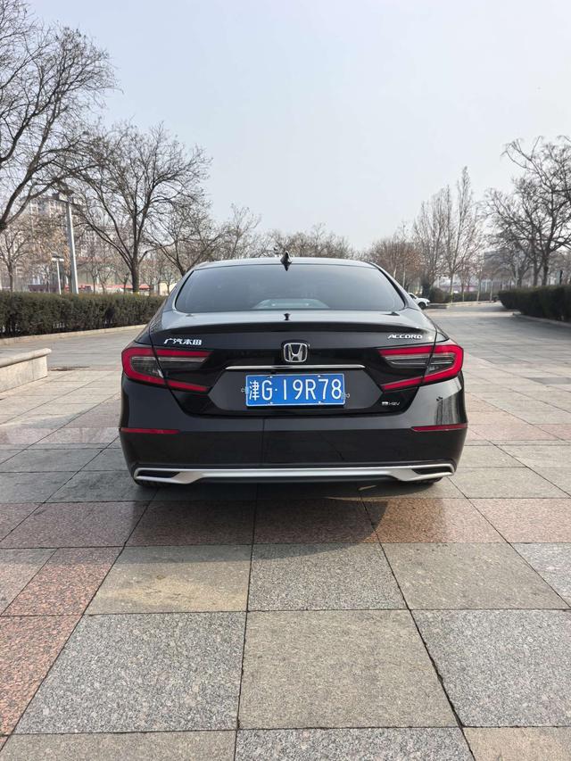 Honda Accord 2022 Hybrid 2.0L Sharp Leader – фото 5