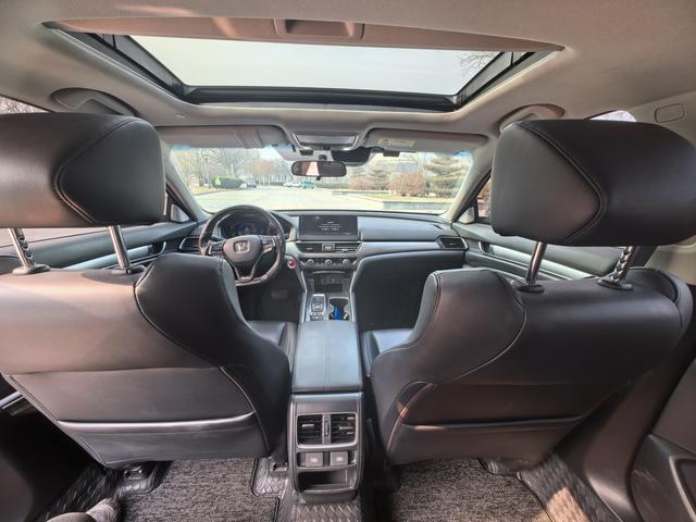 Honda Accord 2022 Hybrid 2.0L Sharp Leader – фото 7
