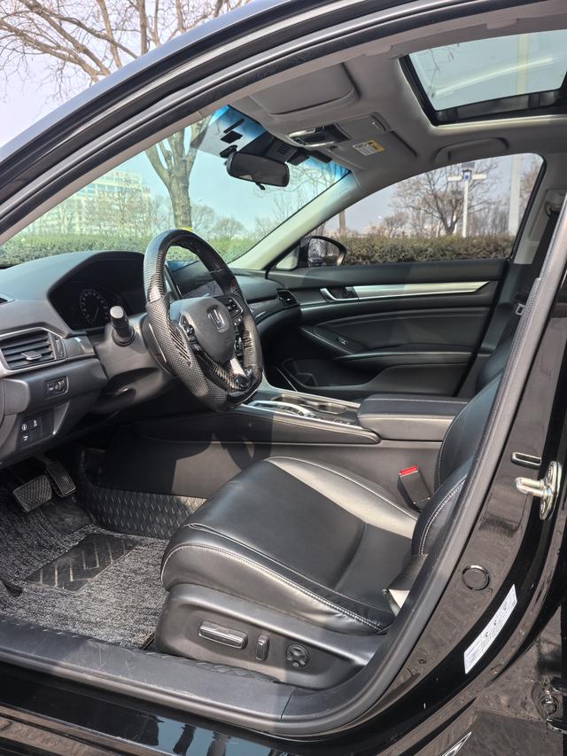 Honda Accord 2022 Hybrid 2.0L Sharp Leader – фото 9