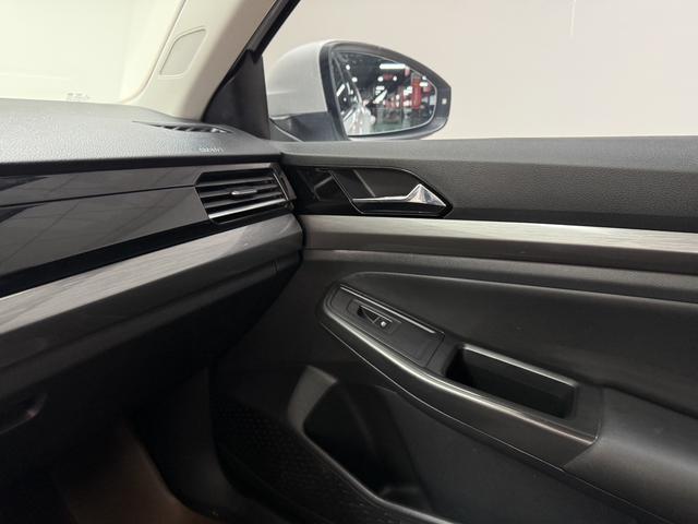 Volkswagen Bora 2020 1.5L Automatic Fashion – фото 9