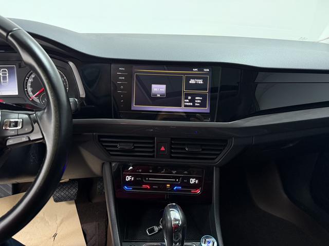 Volkswagen Bora 2020 1.5L Automatic Fashion – фото 10