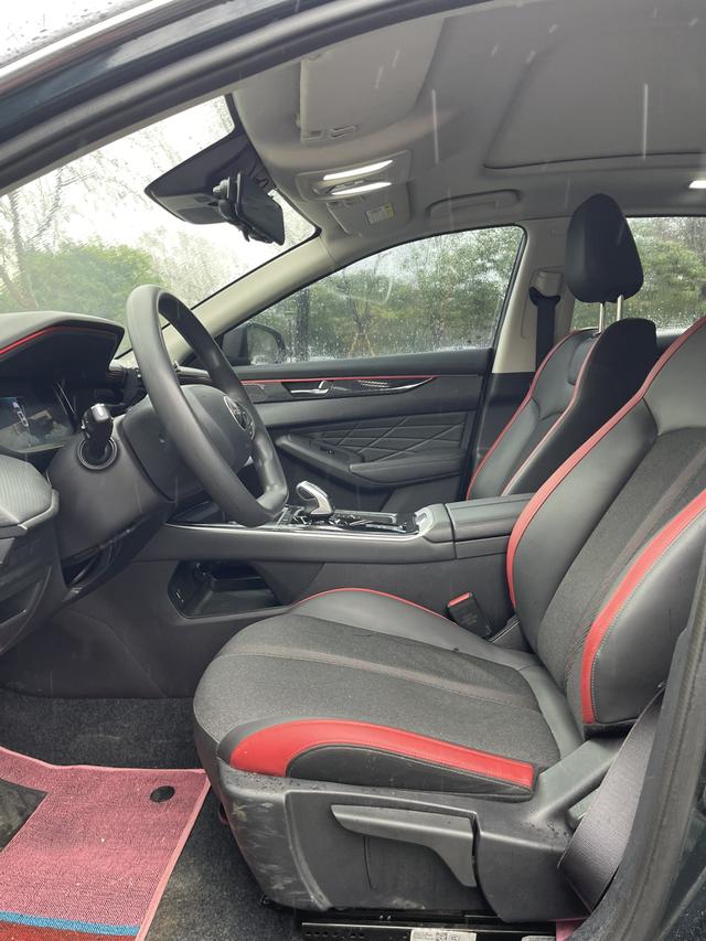 Yixuan Max 2023 1.5T Super Capable Dad Edition – фото 4