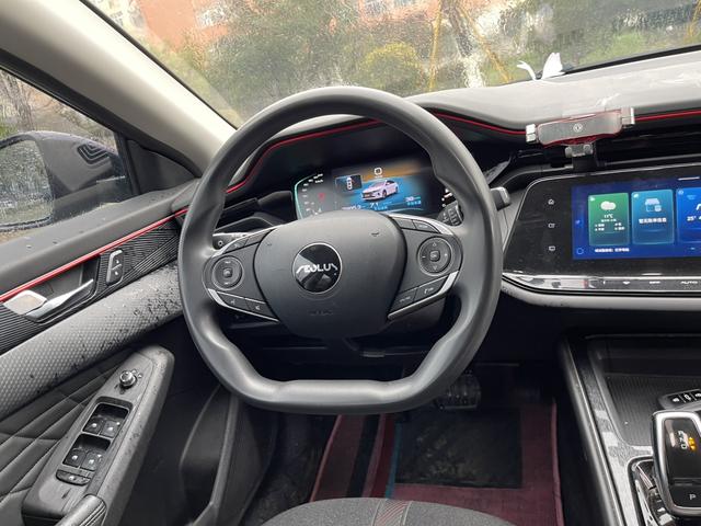Yixuan Max 2023 1.5T Super Capable Dad Edition – фото 9