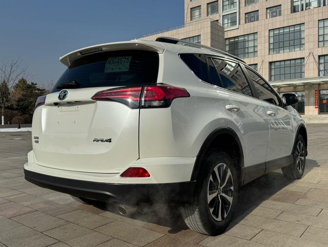 Toyota RAV4 2019 2.0L CVT 2WD Pioneer China V – фото 5