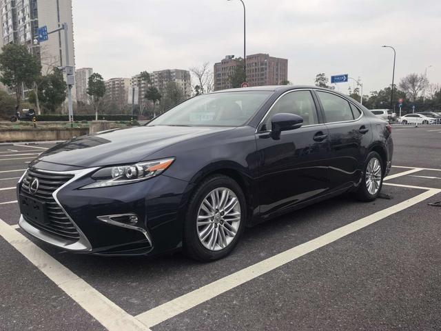 Lexus ES 2015 200 Elite – фото 1