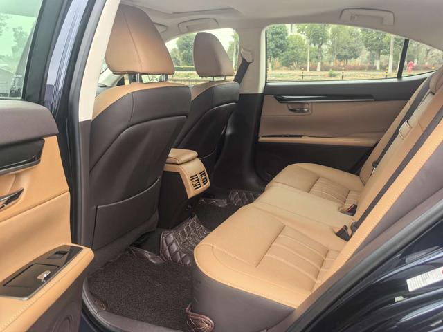 Lexus ES 2015 200 Elite – фото 15