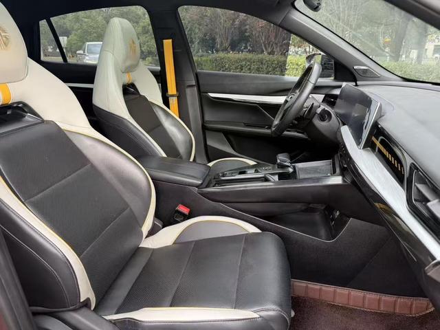 MG5 Scorpio 2022 1.5T Luxury – фото 11