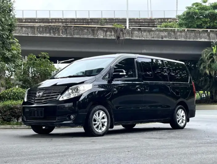 Lingzhi Plus 2021 Model 2.0L Manual Luxury Model 7 seat