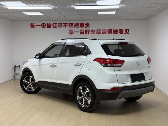 Hyundai ix25 Модель 2019 года 1.6L автоматическое Intelligent Memorial модификация – фото 4