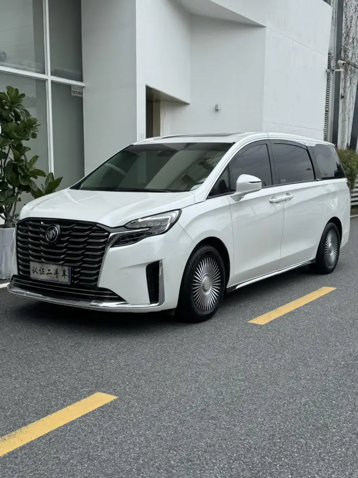 Buick GL8 2022 Model ES Luzun 653T Exclusive Model