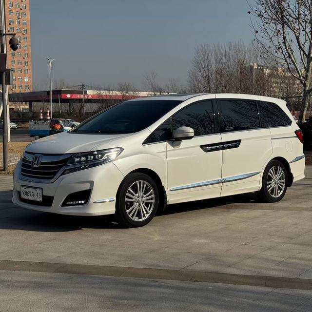 Honda Elysion 2016 2.4L Luxury – фото 1