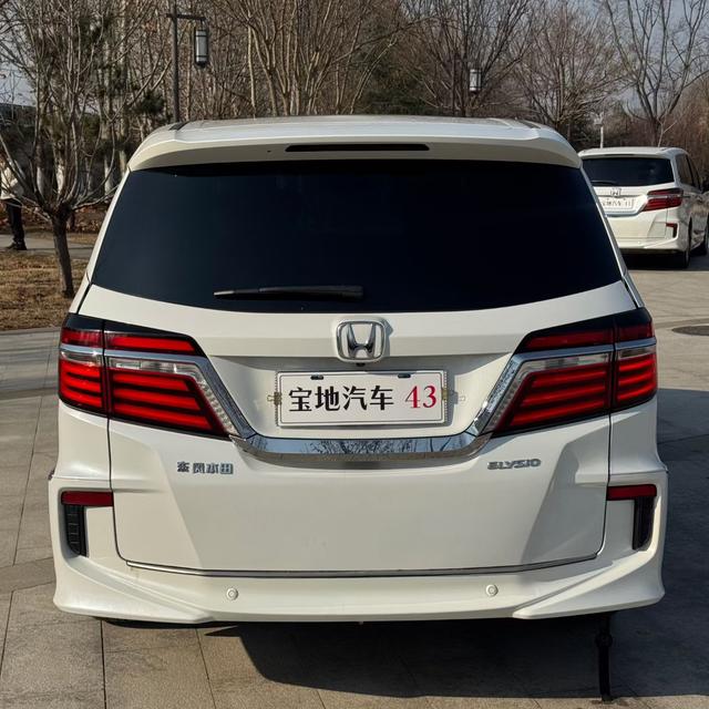 Honda Elysion 2016 2.4L Luxury – фото 8