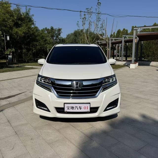 Honda Elysion 2016 2.4L Ultimate – фото 2