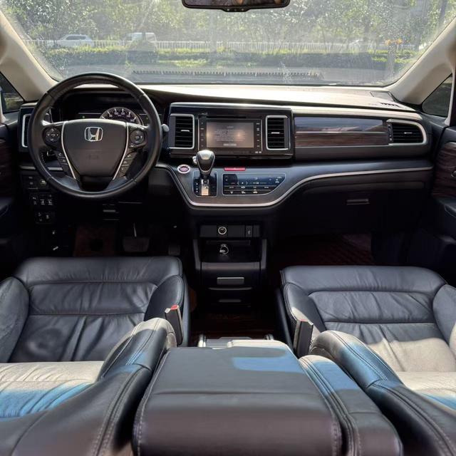 Honda Elysion 2016 2.4L Ultimate – фото 5