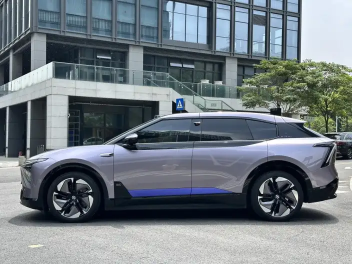 HiPhi HiPhi Y 2023 Model 560km Elite Edition