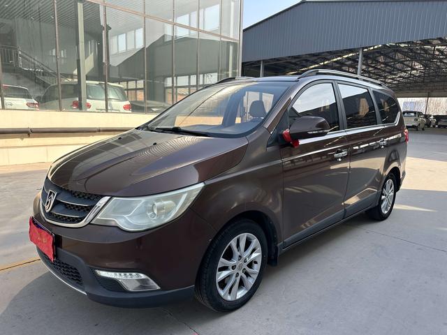 Baojun 730 2014 1.5L Manual Luxury 7-seat