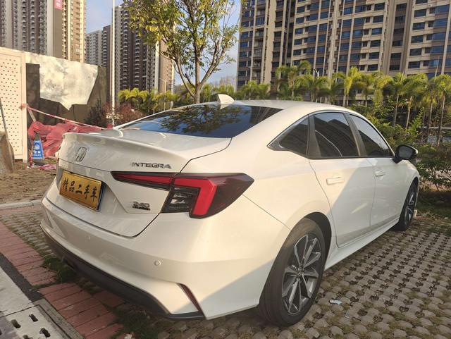 Honda INTEGRA 2023 240TURBO CVT Luxury – фото 16