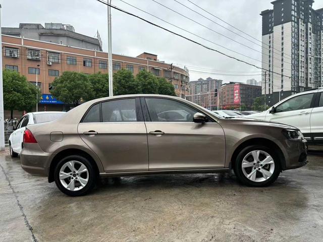Volkswagen Bora 2014 1.6L Automatic Comfort – фото 3