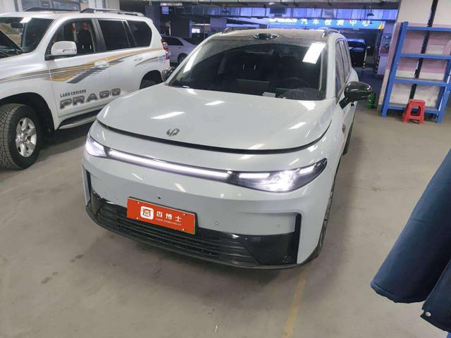 Leapmotor C16 2026 модификация последовательный гибрид EREV 280 Lidar Edition 6 seat – фото 1