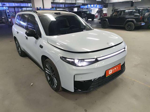 Leapmotor C16 2026 модификация последовательный гибрид EREV 280 Lidar Edition 6 seat – фото 2