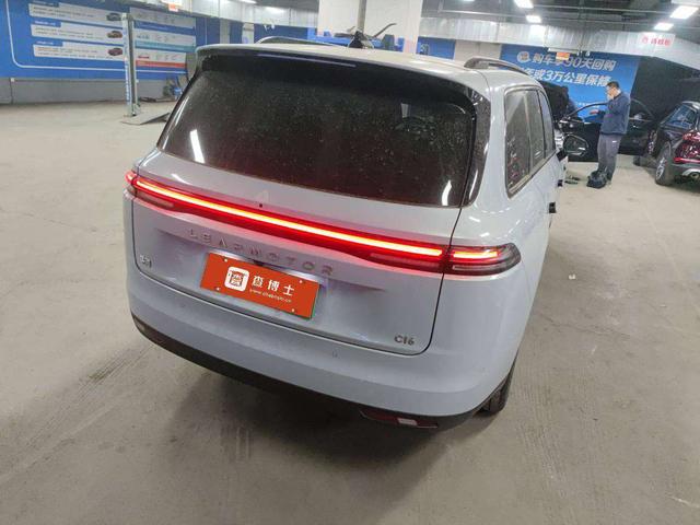 Leapmotor C16 2026 модификация последовательный гибрид EREV 280 Lidar Edition 6 seat – фото 6