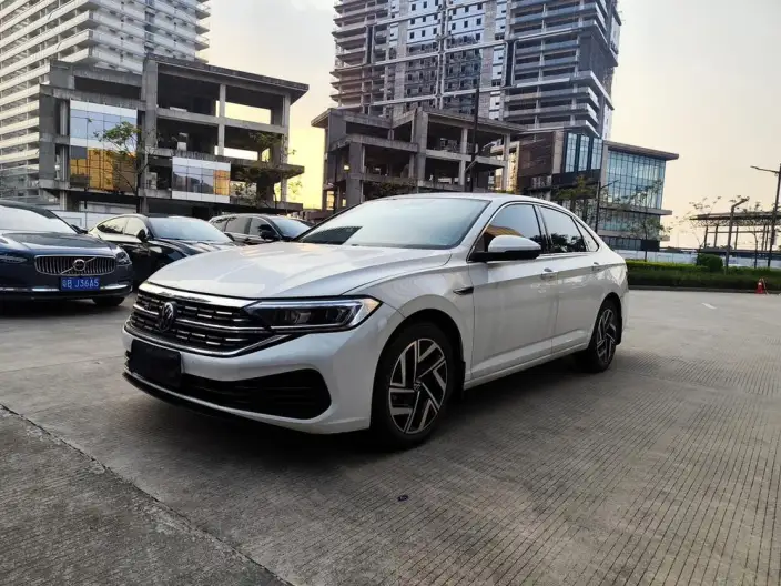 Volkswagen Sagitar 2023 Model 300TSI DSG Beyond Edition