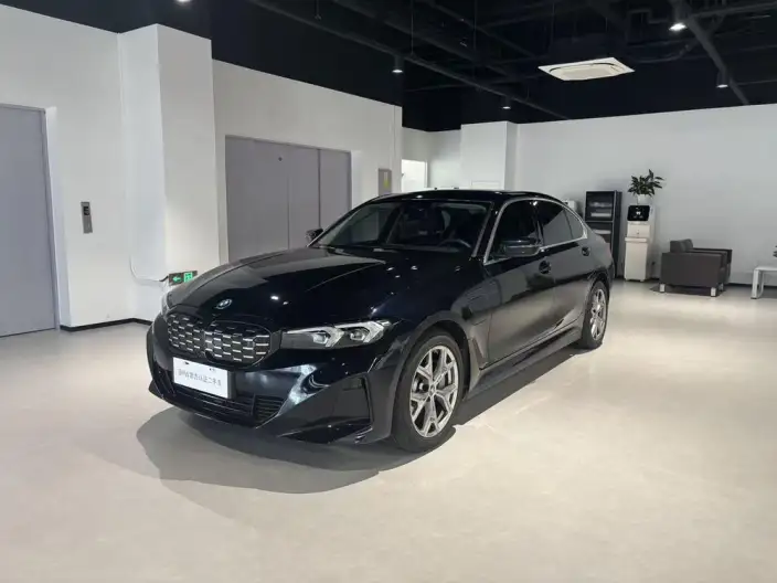 BMW i3 2022 Model eDrive35L