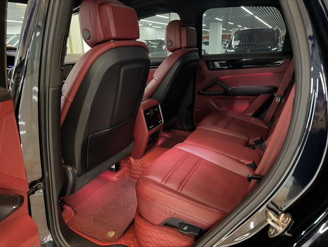Porsche Cayenne 2023 Cayenne 3.0T Platinum Edition – фото 7