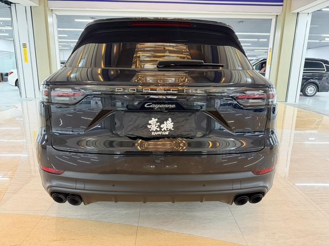 Porsche Cayenne 2023 Cayenne 3.0T Platinum Edition – фото 12