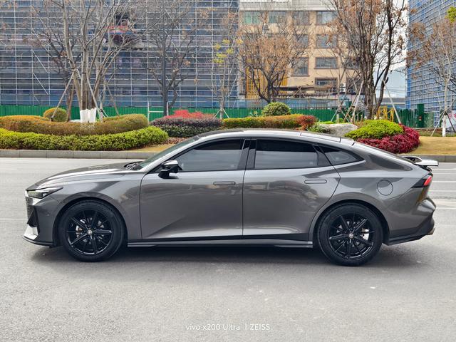 Changan UNI-V 2023 1.5T Smart Enjoy Pilot – фото 7
