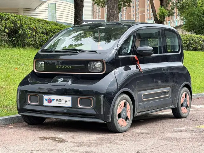 Baojun KiWi EV 2022 Model Designer Light Edition Ternary lithium