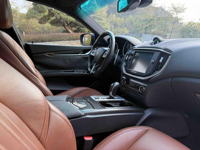Ghibli 2014 модификация 3.0T S – фото 10