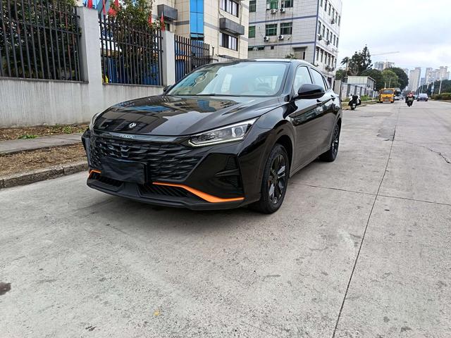 Yixuan 2023 Mach Edition 1.5L Automatic Shadow Chaser – фото 1