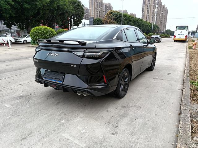 Yixuan 2023 Mach Edition 1.5L Automatic Shadow Chaser – фото 5