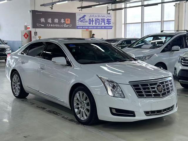 Cadillac XTS 2015 28T Comfort – фото 3