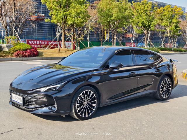 MG7 2023 2.0T Automatic Beauty Hunter Premium – фото 1