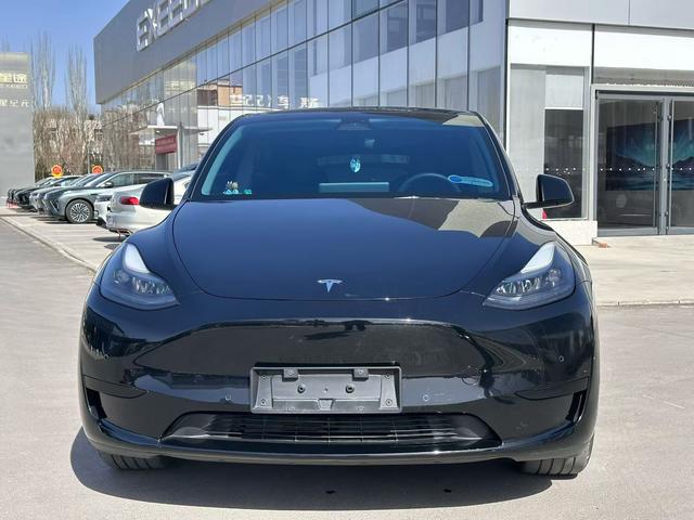 Tesla Model Y 2022 Facelift RWD – фото 2