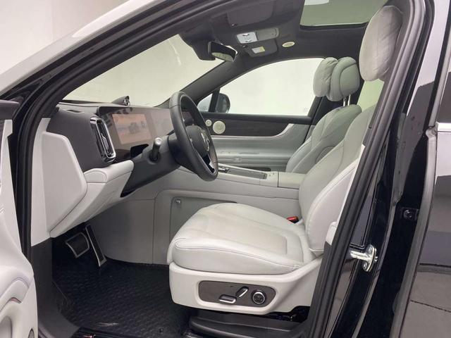 AITO M9 2024 BEV Ultra 6-Seater – фото 17