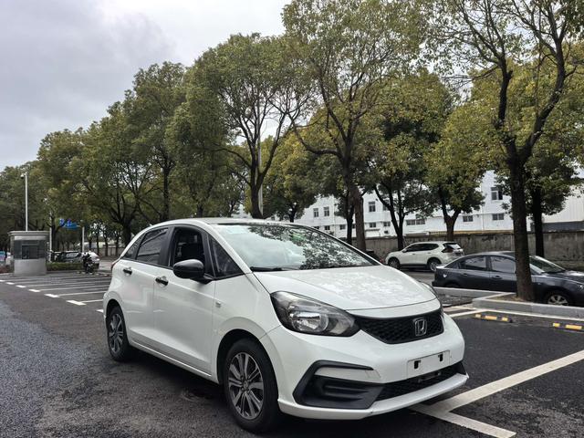 Honda Fit 2021 1.5L CVT Tide Runner Pro Edition – фото 3