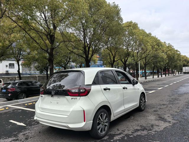 Honda Fit 2021 1.5L CVT Tide Runner Pro Edition – фото 7