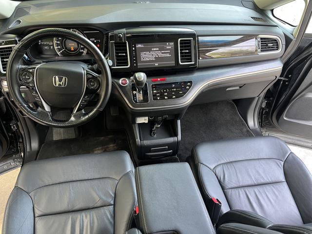 Honda Elysion 2016 2.4L Luxury – фото 8