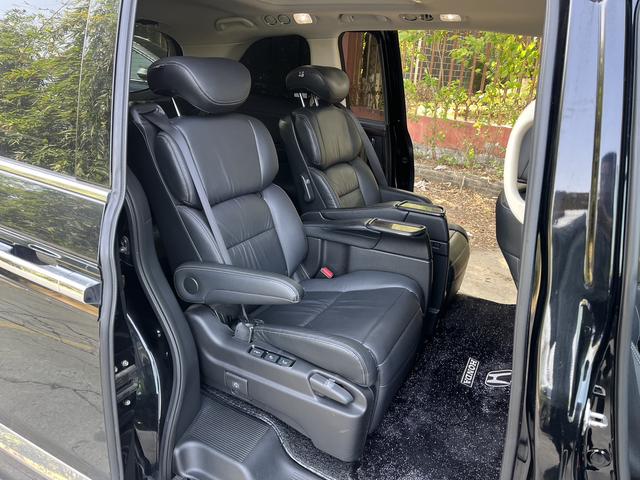 Honda Elysion 2016 2.4L Luxury – фото 9